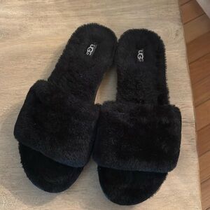 Ugg Slides